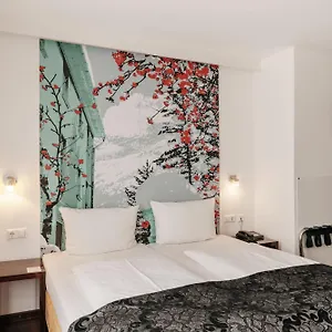 Helvetia Center 3* Mnichov