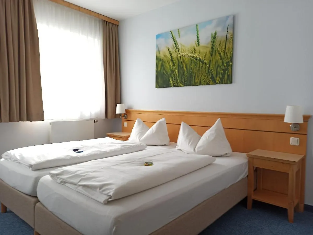Hotel Nummerhof Erding 3*,